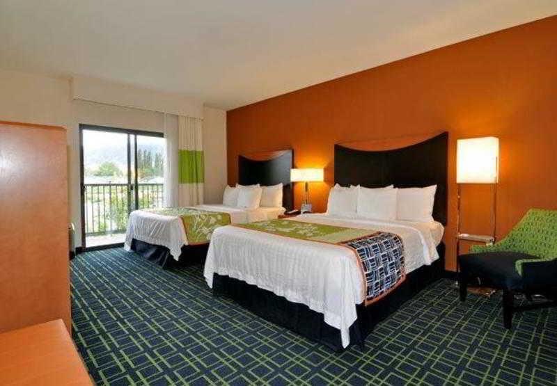 Fairfield Inn & Suites Tehachapi Room photo