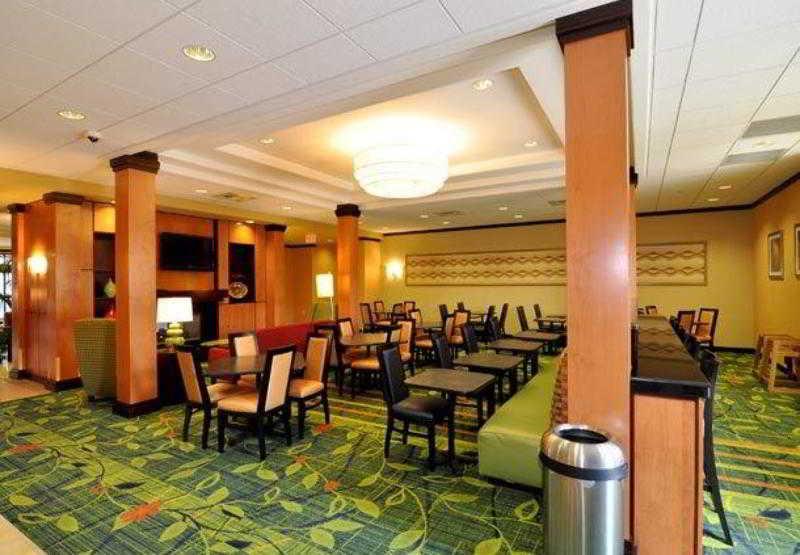 Fairfield Inn & Suites Tehachapi Restaurant photo