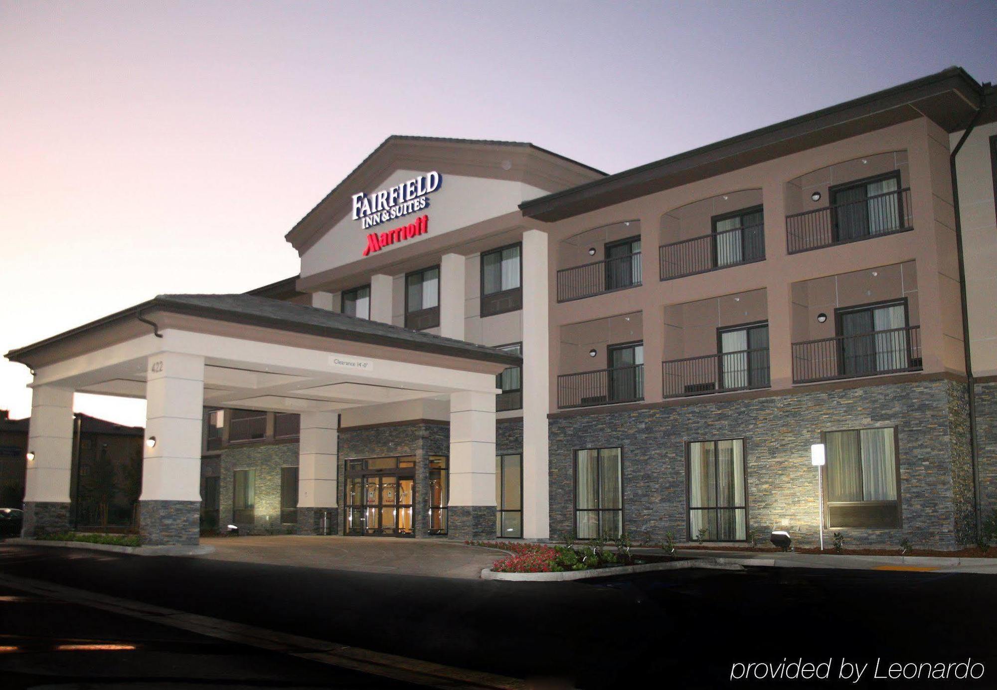 Fairfield Inn & Suites Tehachapi Exterior photo