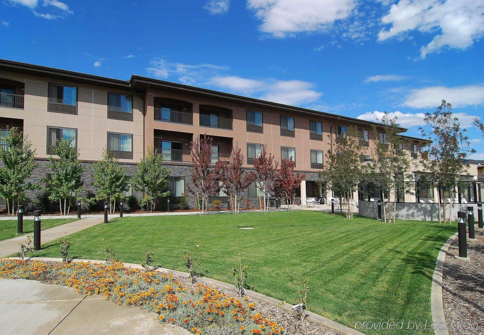 Fairfield Inn & Suites Tehachapi Exterior photo